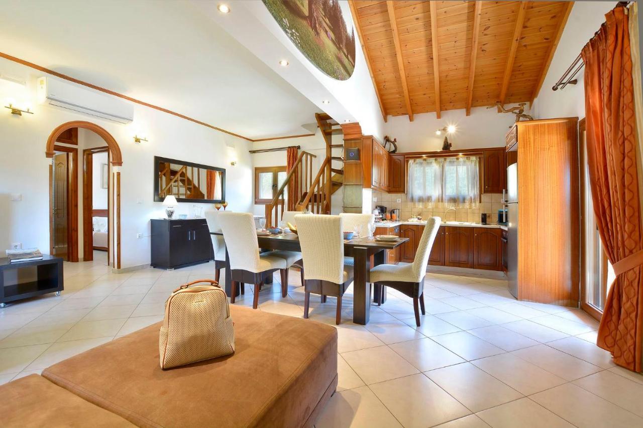 La Casa Del Sole Villa CChalikounas Buitenkant foto