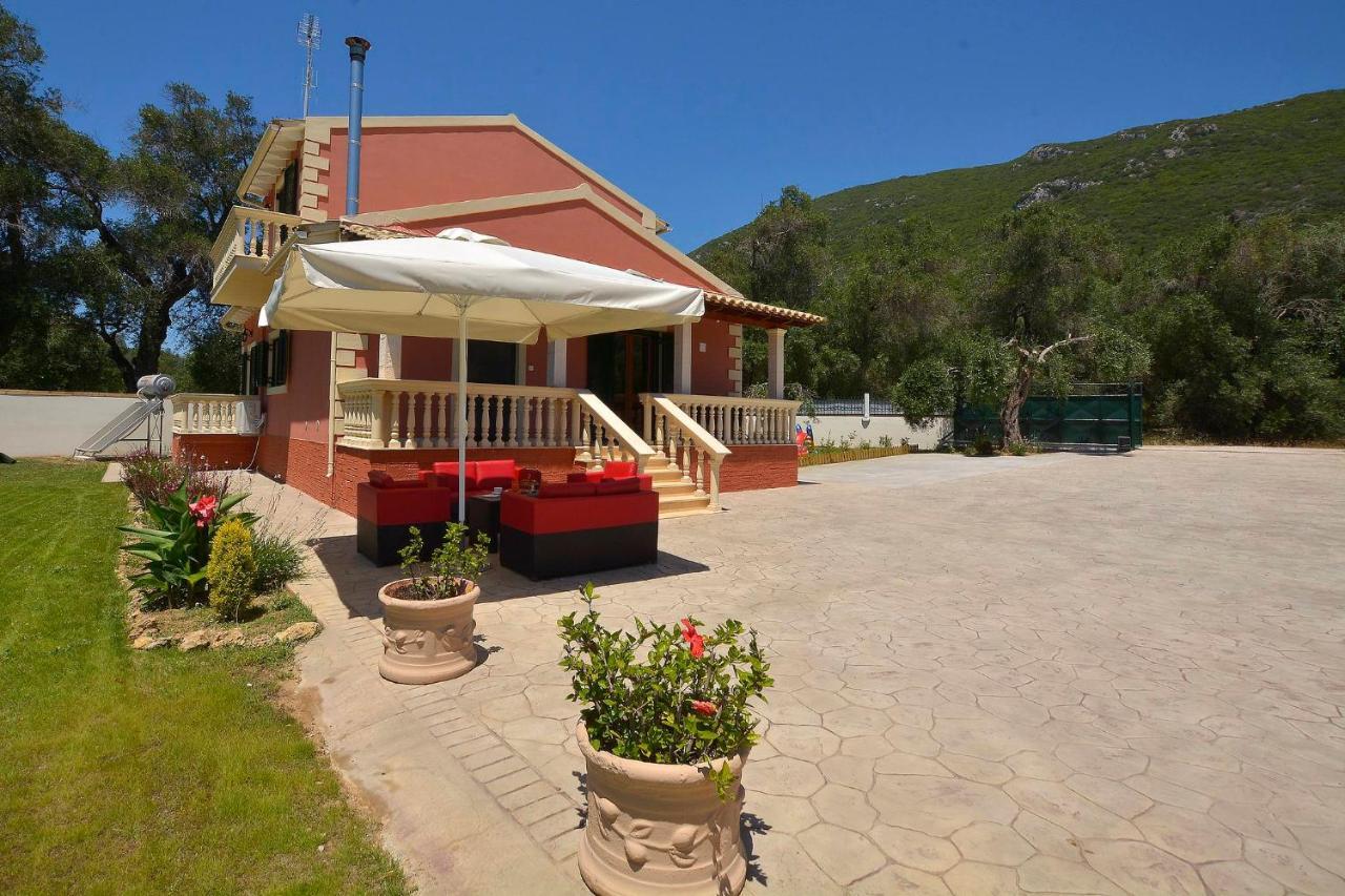 La Casa Del Sole Villa CChalikounas Buitenkant foto